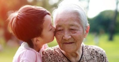 Bài học từ những người già quanh ta