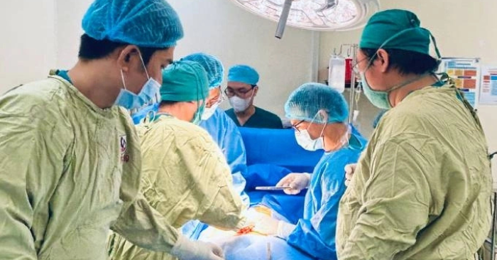 Mẹ đơn thân ghép thận: Hồi sinh từ món quà vô giá của người xa lạ