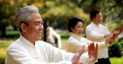 Bí quyết sống thọ tuổi già: Bắt đầu từ bữa ăn giản dị, đúng cách