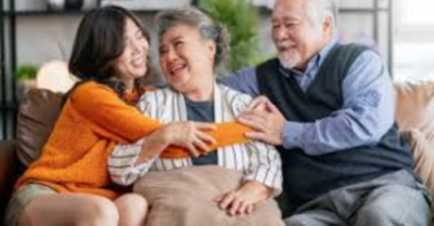 Cha mẹ khi về già nên làm gì để con cái vững vàng