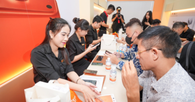 iPhone 17 chính thức đến tay người dùng Việt Nam