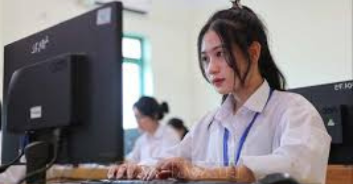 Thi tốt nghiệp THPT