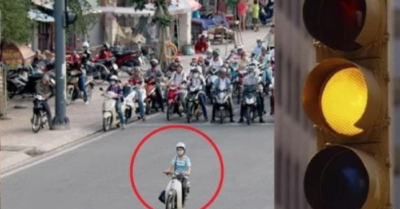 Vượt đèn vàng có bị phạt nguội CSGT trả lời rõ