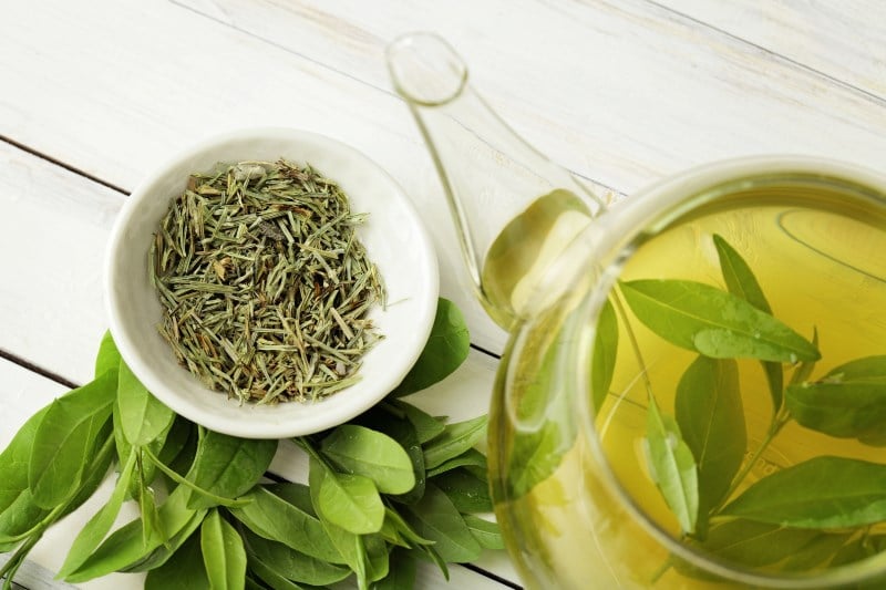 Nguyên liệu quen thuộc giúp tóc bóng mượt tự nhiên