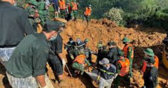 Phát hiện thêm 2 thi thể vụ sạt lở đất