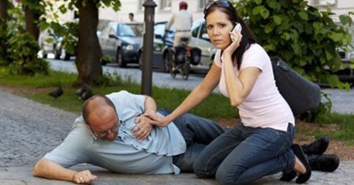 5 việc không nên làm buổi tối để tránh đột quỵ