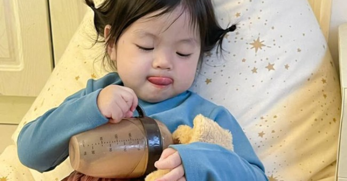 Vì sao trẻ luôn chạy nhảy không biết mệt