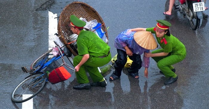 Càng cho đi càng giàu: Bí quyết sống sung túc và hạnh phúc