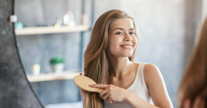 Chăm sóc da đầu: 4 tips cơ bản giúp tóc khỏe và óng mượt
