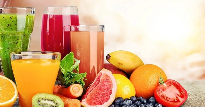 uống nước ép buổi sáng thải độc gan hiệu quả