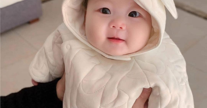 Miền Bắc trở lạnh: Mẹ cần làm gì để chăm sóc bé khỏe mạnh