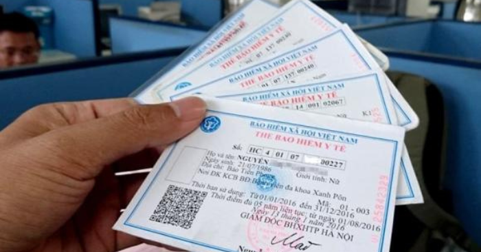 Tặng Thẻ BHYT: Hàng Triệu Người Nghèo Vui Mừng Trước Tết Bính Ngọ 2026