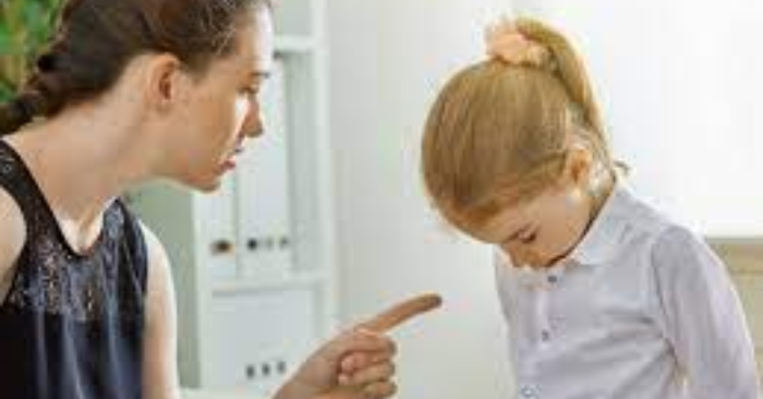 Làm sao thoát khỏi mẹ của con tôi và những ràng buộc không lối thoát