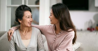 Chìa khóa hóa giải mâu thuẫn mẹ chồng nàng dâu nằm ở 4 điểm này