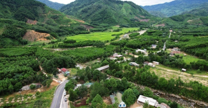 Hai trận động đất tại Sơn La và Huế