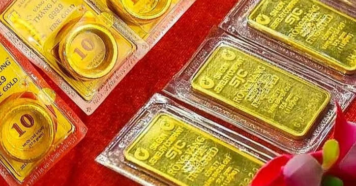 Giá vàng hôm nay 12-11 tăng mạnh toàn cầu