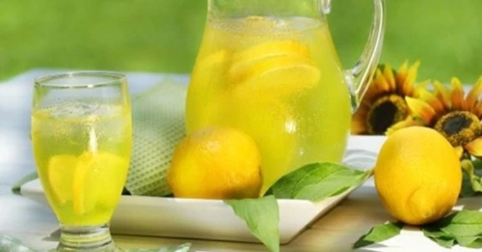 Cách pha nước chanh muối ấm buổi sáng đúng chuẩn