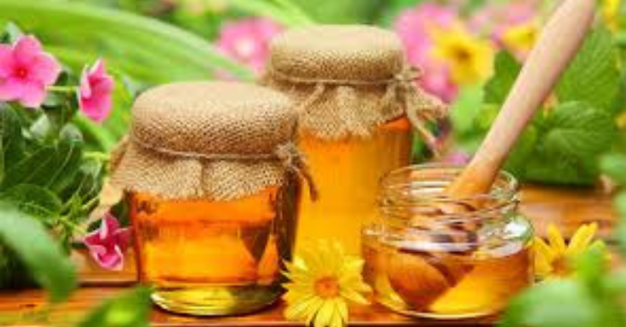 Uống mật ong buổi sáng có lợi gì?