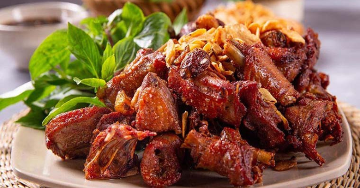 Gợi ý mâm cơm gia đình với các món từ ngan