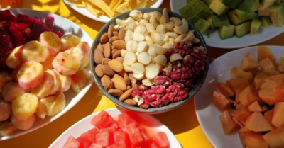 Thiếu chất gì gây rụng tóc?