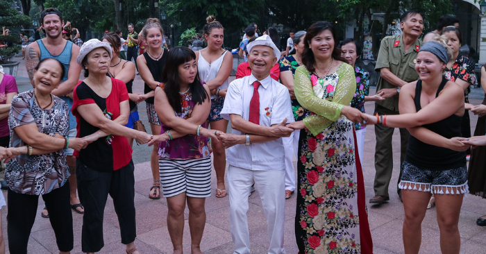 Chăm sóc người cao tuổi theo mô hình sáng đón tối đưa