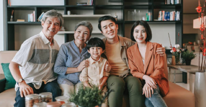 Gia đình hưng thịnh nhờ cha có trí mẹ có tâm