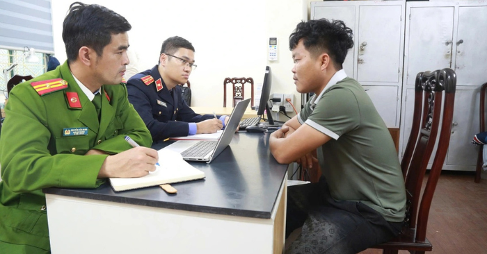 Lật tẩy bí mật sau vỏ bọc sản xuất phân bón