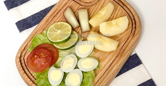 Thớt gỗ: Chiếc rãnh nhỏ cực quan trọng trong bếp