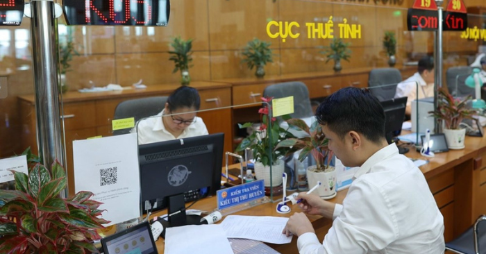 Các khoản tiền chuyển vào tài khoản cá nhân phải nộp thuế từ 2026