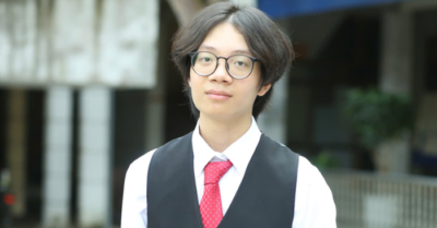 Đỗ thủ khoa tiếng Anh toàn quốc nhờ miệt mài viết hơn 200 bài luận