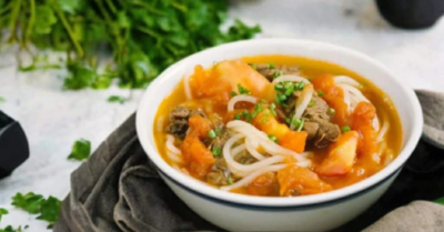 Mẹo nấu món bún gạo cà chua thịt bò thơm ấm ngày lạnh