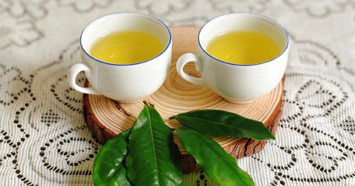 Giảm acid uric với năm thức uống sáng đào thải tự nhiên