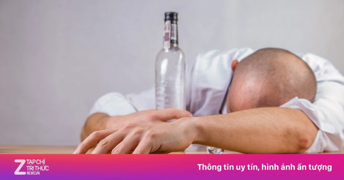 Đột quỵ sau cuộc nhậu dễ bị nhầm say rượu