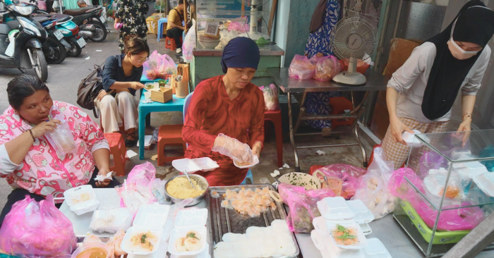 Tháng lễ Ramadan: Xóm người Chăm tại Sài Gòn nhộn nhịp mùa chay tịnh