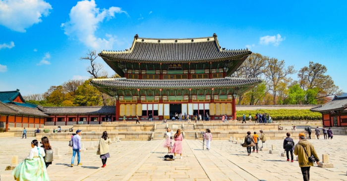 Du khách Việt hưởng lợi từ chính sách Visa Hàn Quốc 10 năm mới