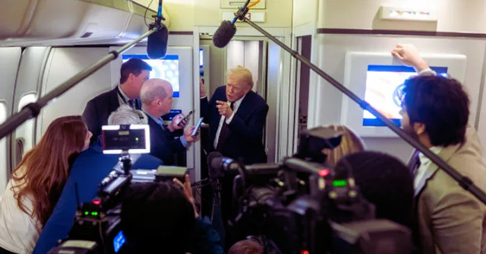 Tổng thống Trump tuyên bố quân đội Iran bị tàn phá nặng nề