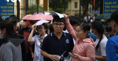 Nhiều trường đại học công bố tăng mạnh học phí năm 2026