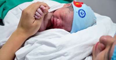 Nghỉ thai sản: Quyền lợi mới khi gia đình sinh con thứ hai