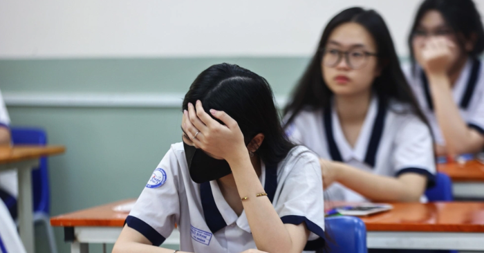 Siết dạy thêm: Cần giải bài toán từ áp lực thi cử và tự học