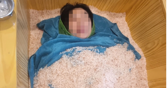 Giảm cân bằng cát nóng: Hiệu quả thực sự và những rủi ro sức khỏe