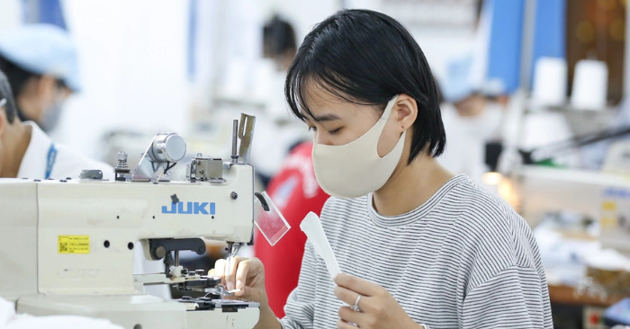 Đóng BHXH 2 công ty: Quy định về thứ tự ưu tiên và mức lương tối thiểu