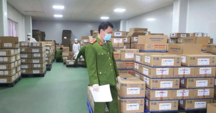 Phanh phui hệ sinh thái sữa giả hơn 400 loại nhắm vào người bệnh