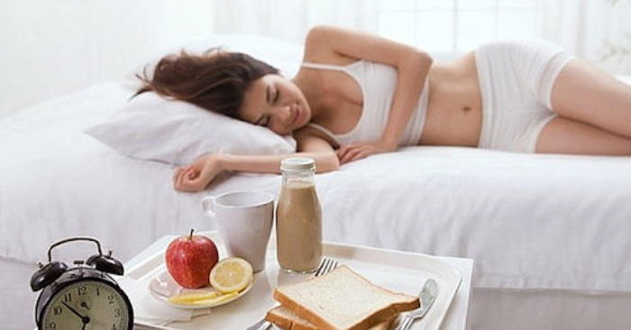 Gộp bữa sáng với trưa: Tác động tiêu cực đến sức khỏe