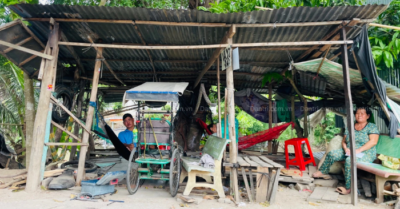 An Giang: Nghĩa tình sắt son của người con liệt hai chân và nỗi đau mẹ già ung thư