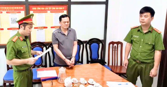 Lừa chạy việc: Cựu cán bộ tỉnh Hòa Bình bị bắt tại Phú Thọ