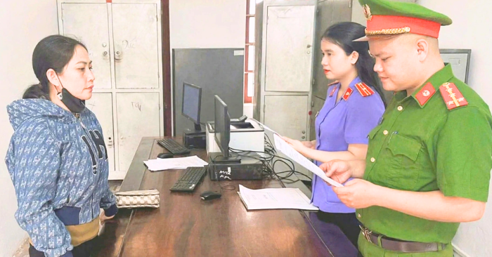 Khởi tố hai mẹ con mượn xe máy mang đi cầm cố tại Hà Tĩnh