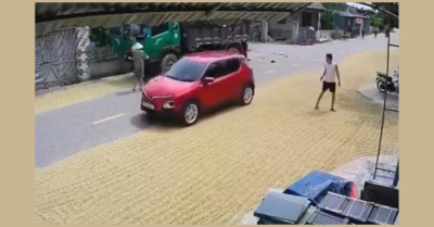 Cản trở giao thông: Người dân phơi thóc trái phép có thể đối mặt án tù 10 năm