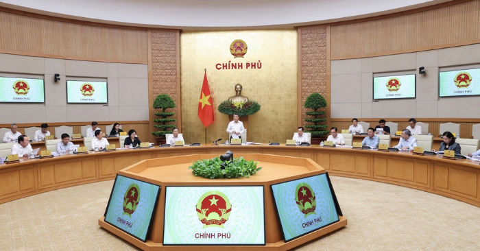 Việt Nam thận trọng điều chỉnh giá điện và dịch vụ công