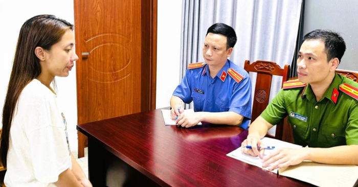 Trang sức giả tạo giám đốc hai công ty tại TP.HCM bị bắt giữ