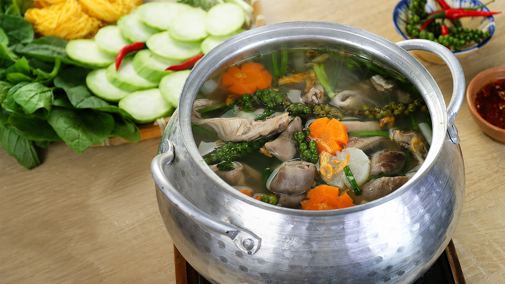 Bộ phận này của lợn được ví quý như “10 thang thuốc”, giàu dinh dưỡng nhưng nhiều người e ngại, ít đưa vào bữa ăn hằng ngày